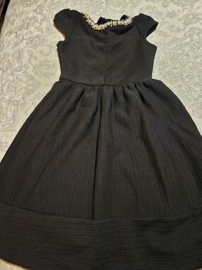 Girls' Black Pearl-Trim Cap-Sleeve Fit & Flare Dress